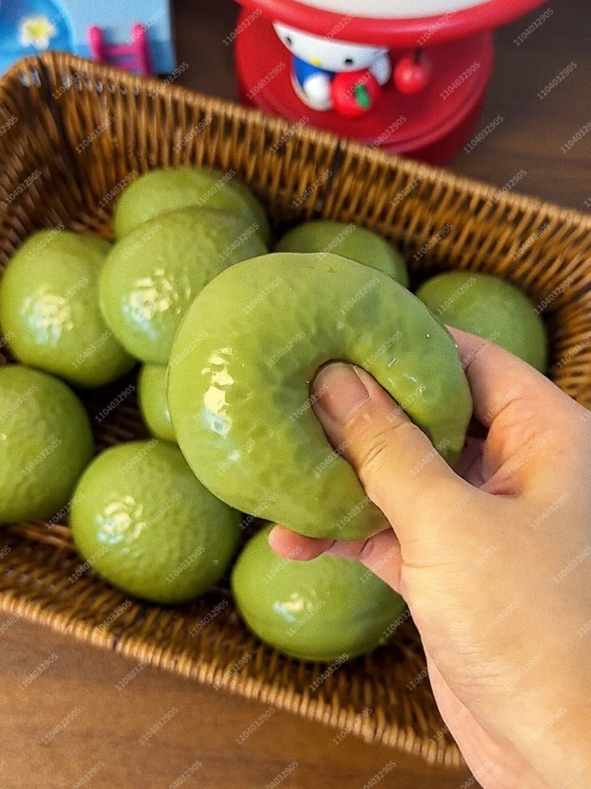 Crunchy Tofu Stress Ball – Food-Shaped ASMR Sensory Squishy Toy
