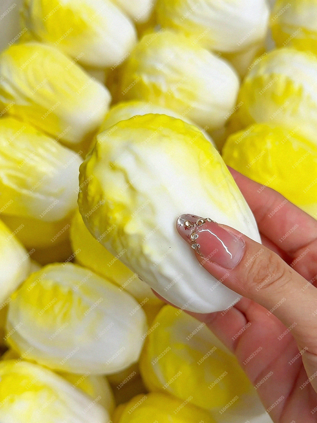 Crunchy Tofu Stress Ball – Food-Shaped ASMR Sensory Squishy Toy